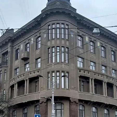 дерибасовская / ришельевская. центр . оперный театр *
